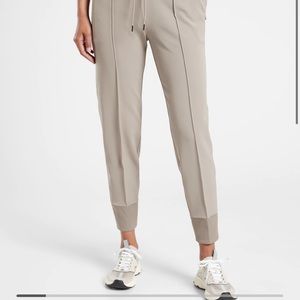 Athleta Endeavor Jogger - never worn - size 12 Tall
